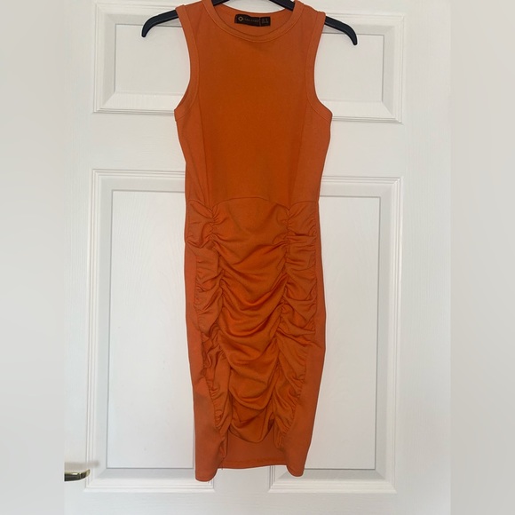 i saw it first Dresses & Skirts - Orange bodycon dress